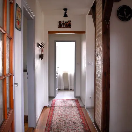 Aulouison Maison Spacieuse Et Paisible De 200 M2, A Proximite Du Parlement Europeen Gæstehus *